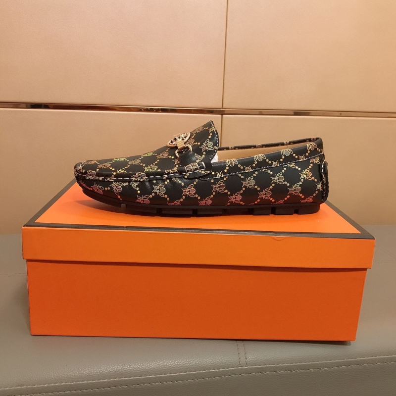G*u*i leather shoes